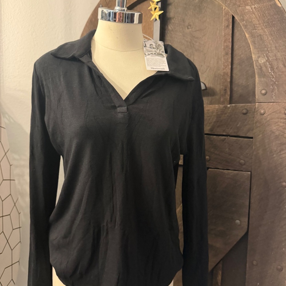 NWT Long Sleeve Shirt XL Black Casual Top. capsule closet piece, fall, winter
